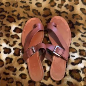 Cognac slip on sandal